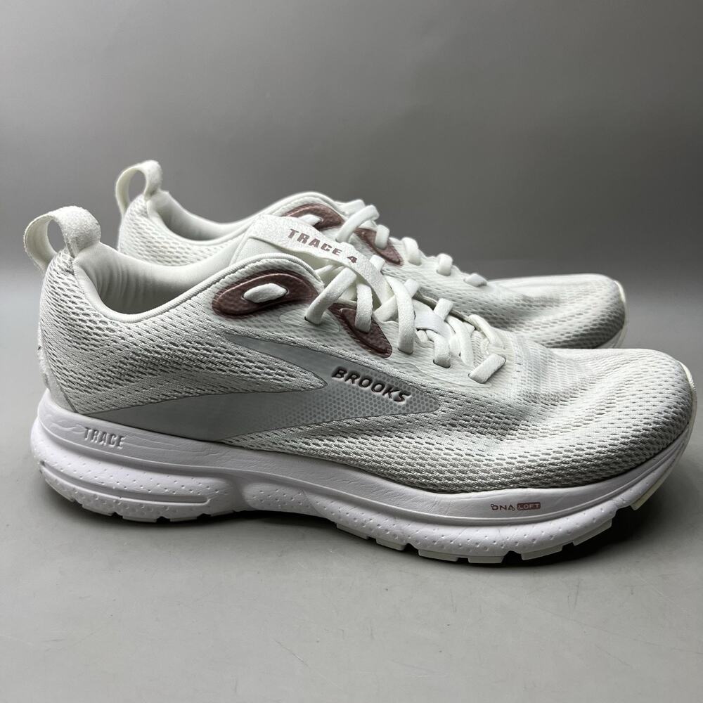Brooks Trace 4 Running Shoes Women Size 8 B White Mesh Comfort Cushion Sneakers